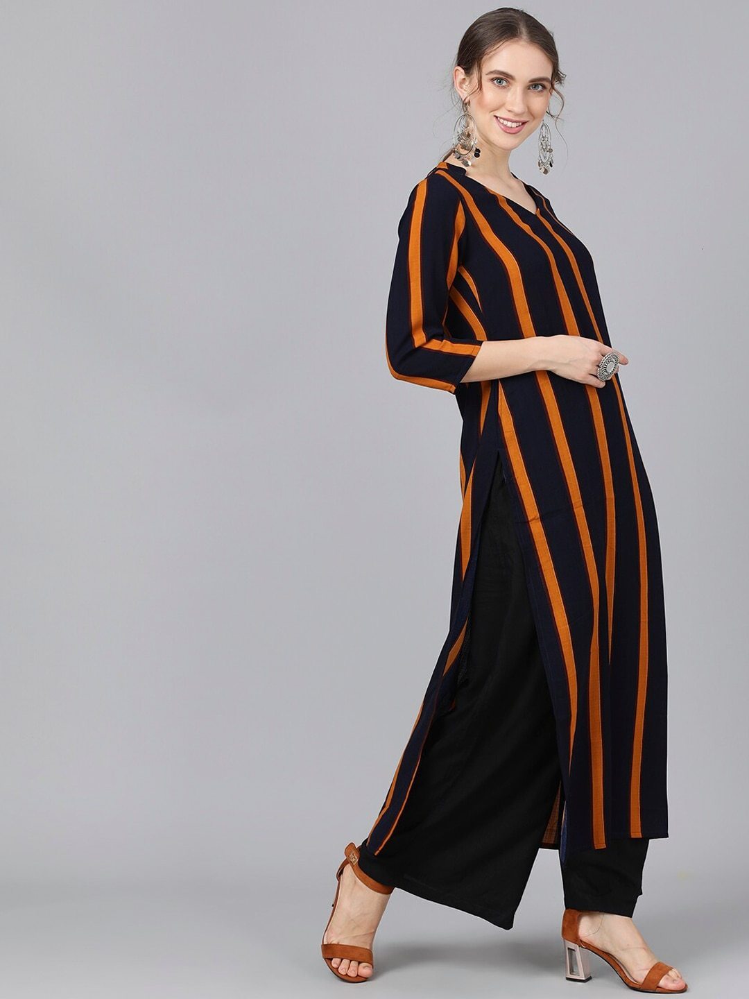 Women's  Navy Blue & Yellow Striped Straight Kurta