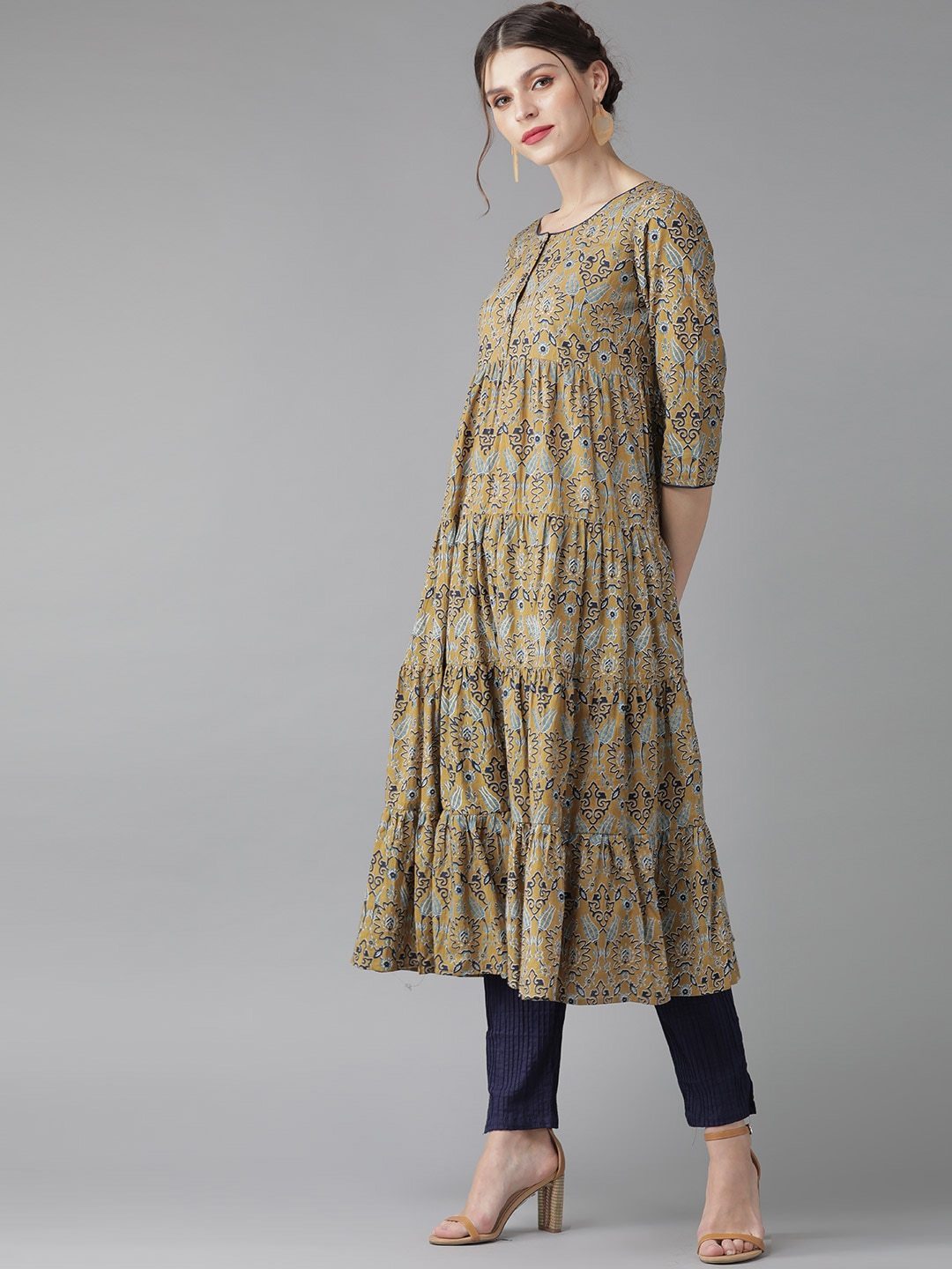 Women's  Beige & Blue Printed Tiered Anarkali Kurta