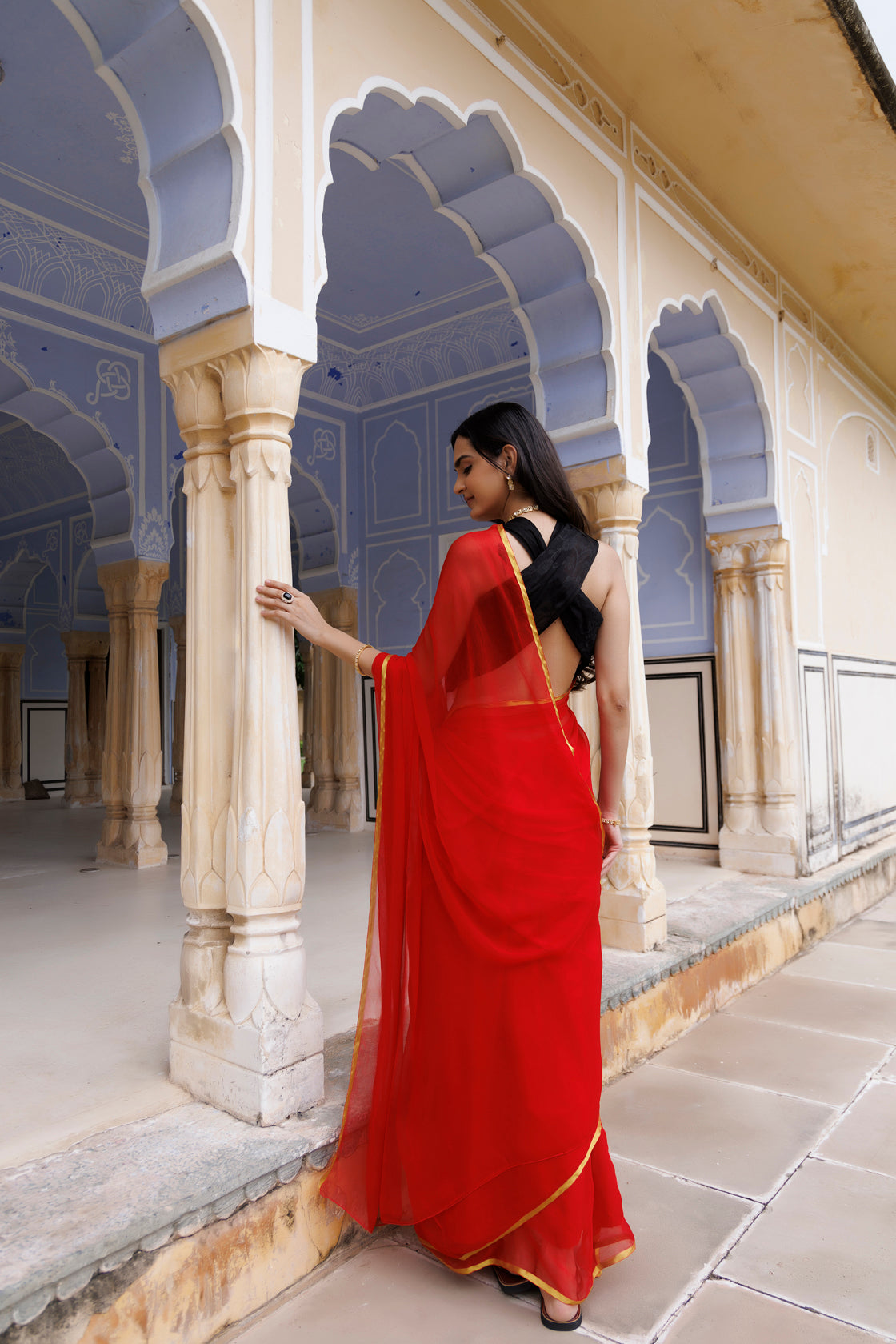 Women's Red Hand Dyed Chiffon Saree With Jacquard Blouse