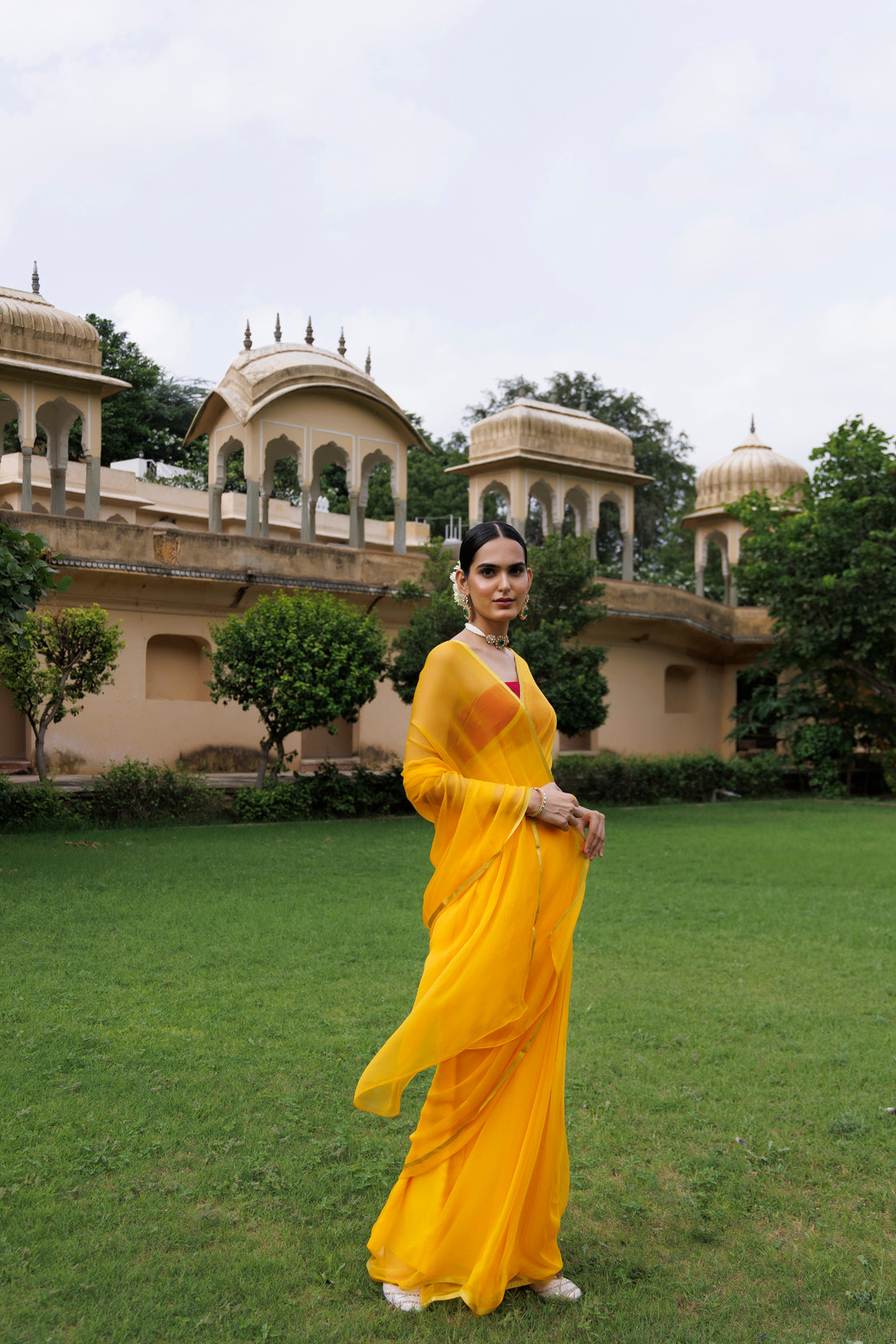 Women's Yellow Hand Dyed Chiffon Saree With Jacquard Blouse