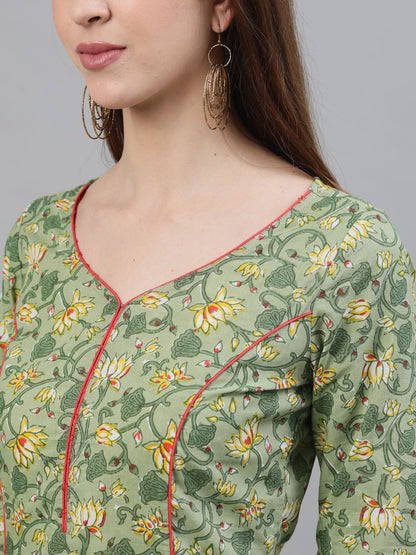 Women's Green & Red Floral Printed With Gotta Patti Work Kurta Set