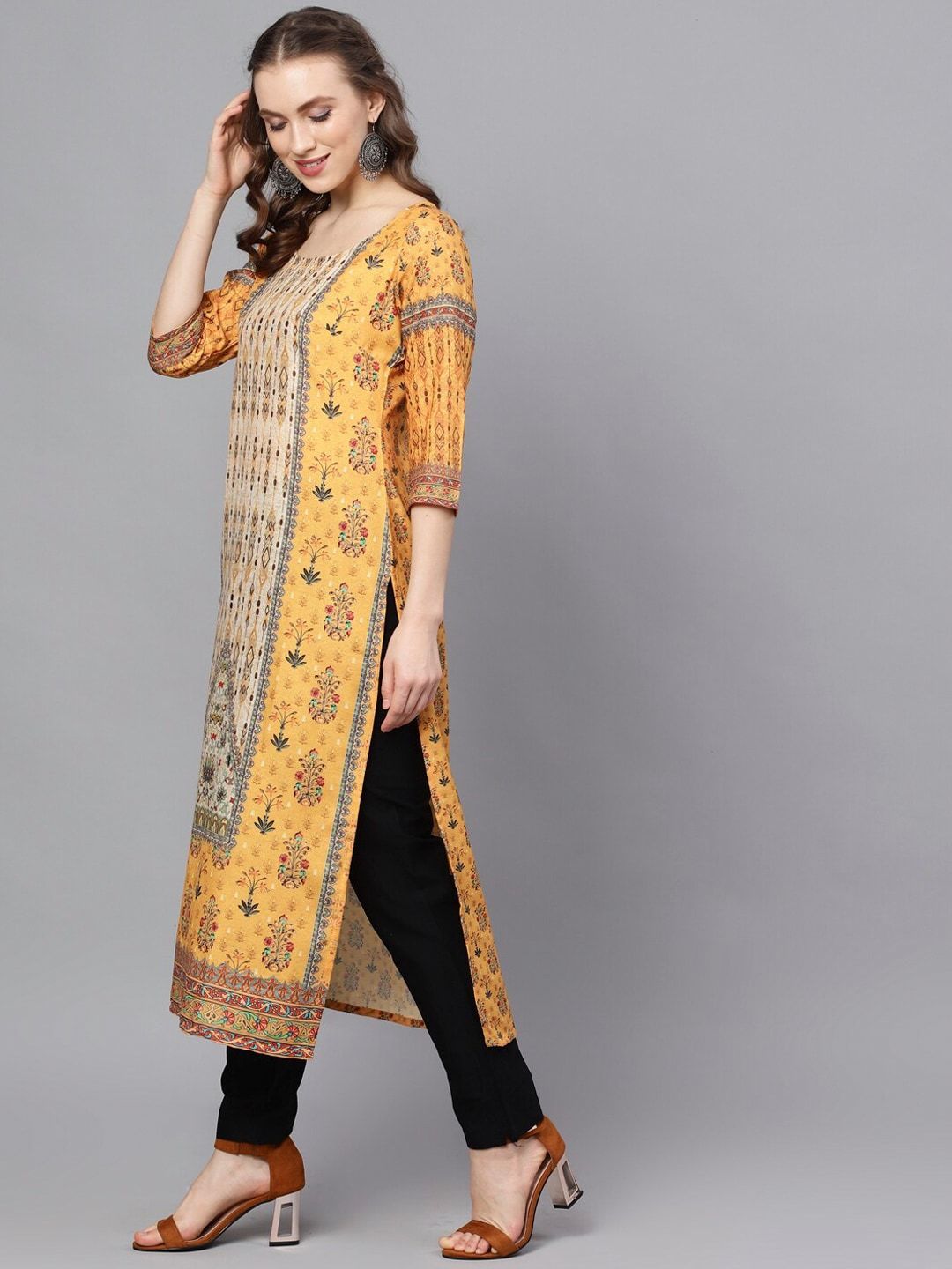 Women's  Yellow & Green Printed Straight Kurta