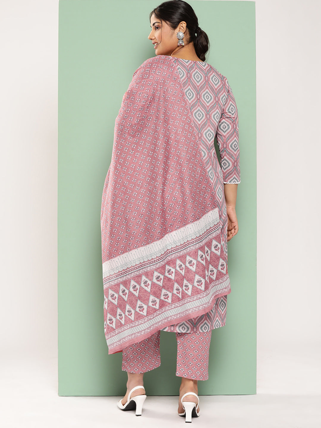 Color_Pink