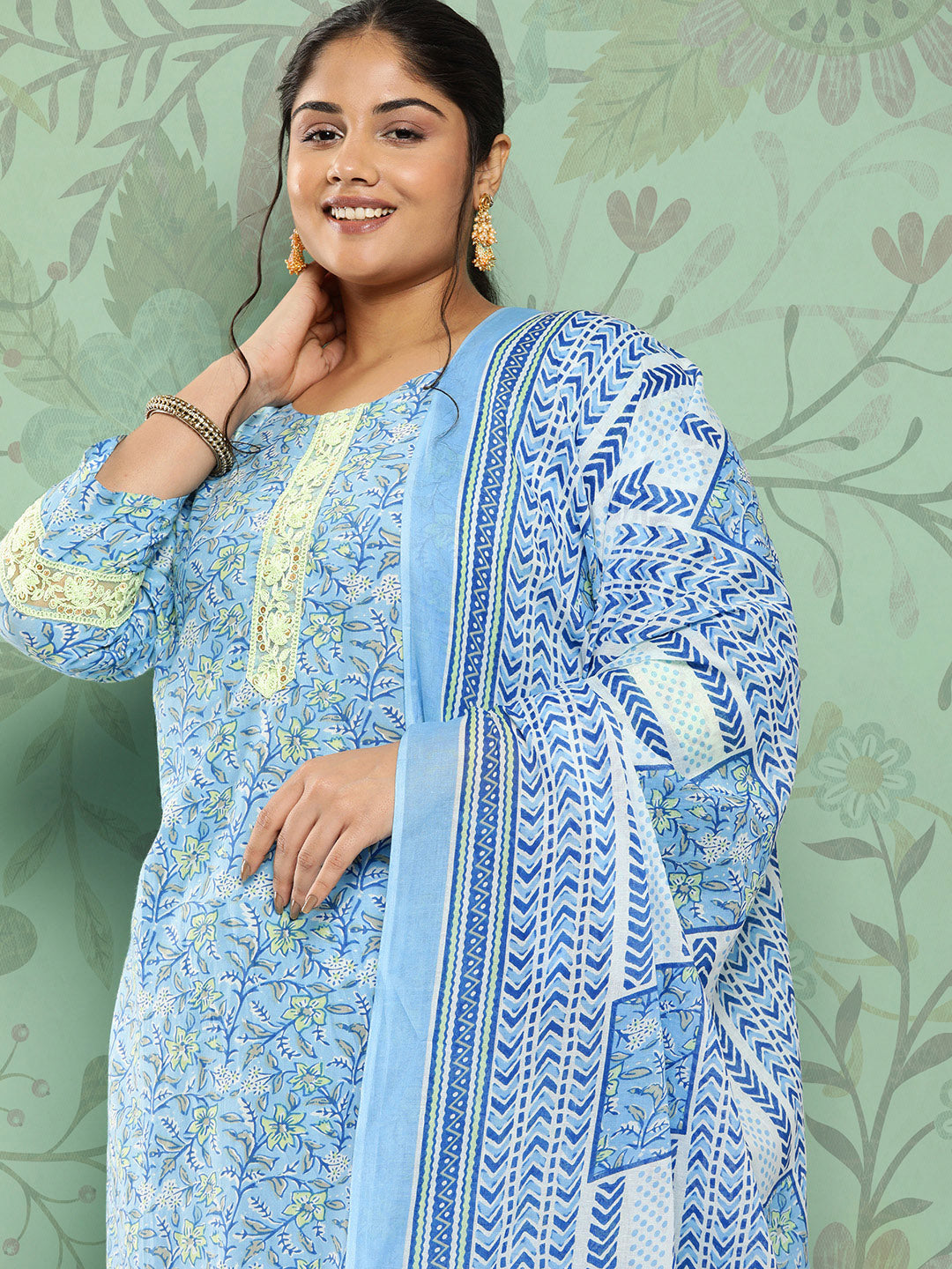 Women's Sky Blue Floral Straight Kurta Trouser And Dupatta Set
