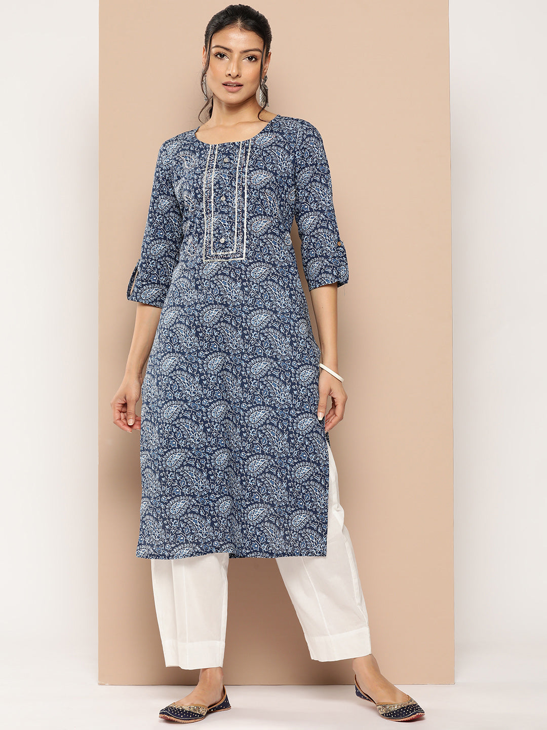 Women's Blue Floral Straight Kurta