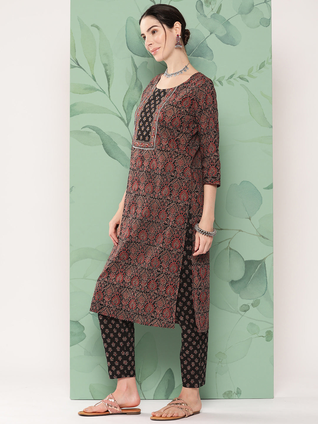 Women's Khaki Ethnic Motifs Straight Kurta Trouser And Dupatta Set