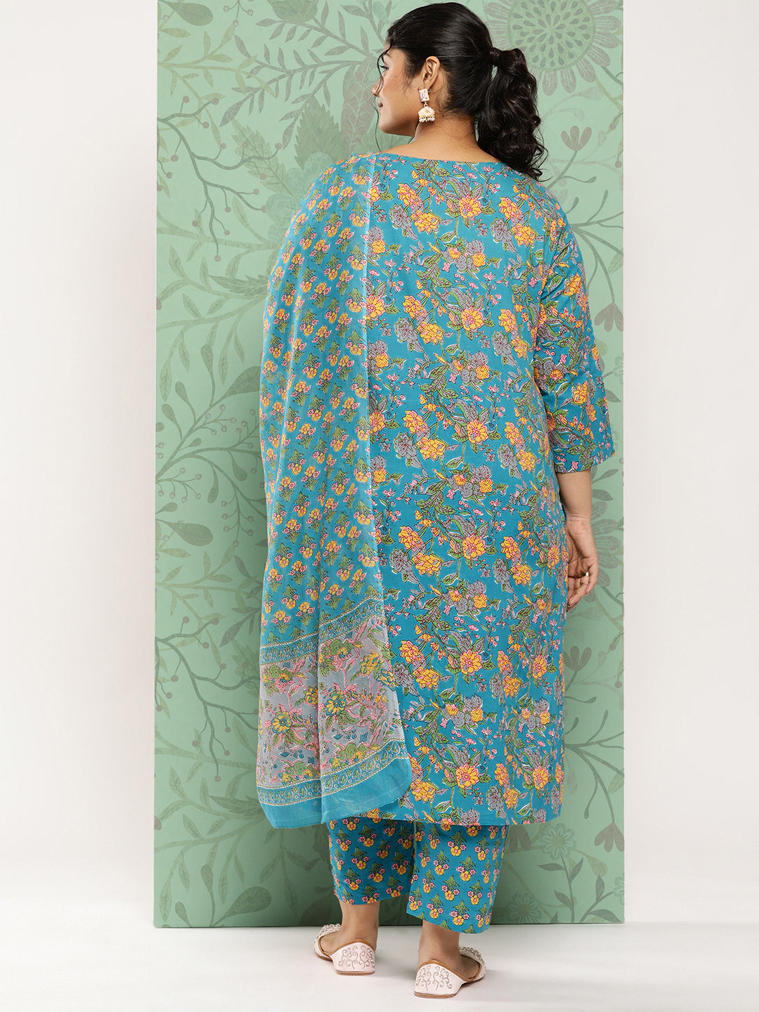 Women's Blue Ethnic Motifs Straight Kurta Trouser And Dupatta Set