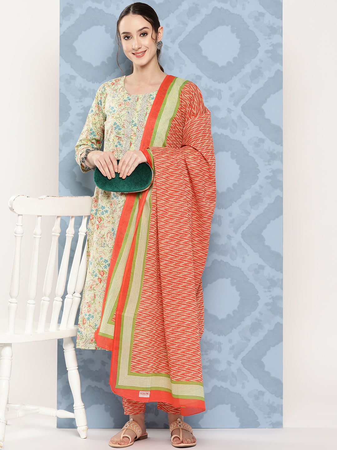 Women's Sea Green Floral Straight Kurta Trouser And Dupatta Set