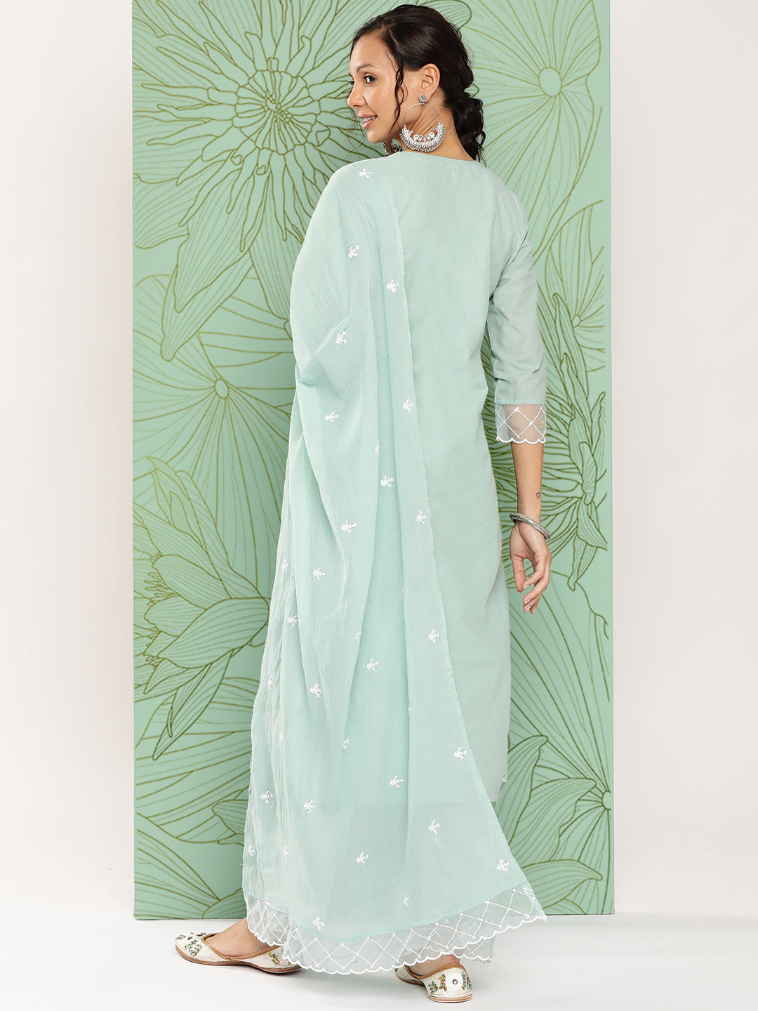 Women's Sea Green Solid Straight Kurta Trouser And Dupatta Set