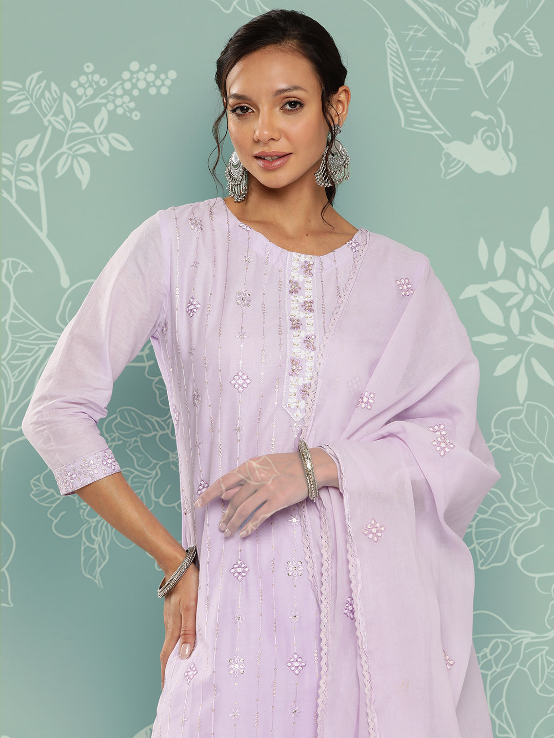 Women's Lavender Solid Straight Kurta Trouser And Dupatta Set
