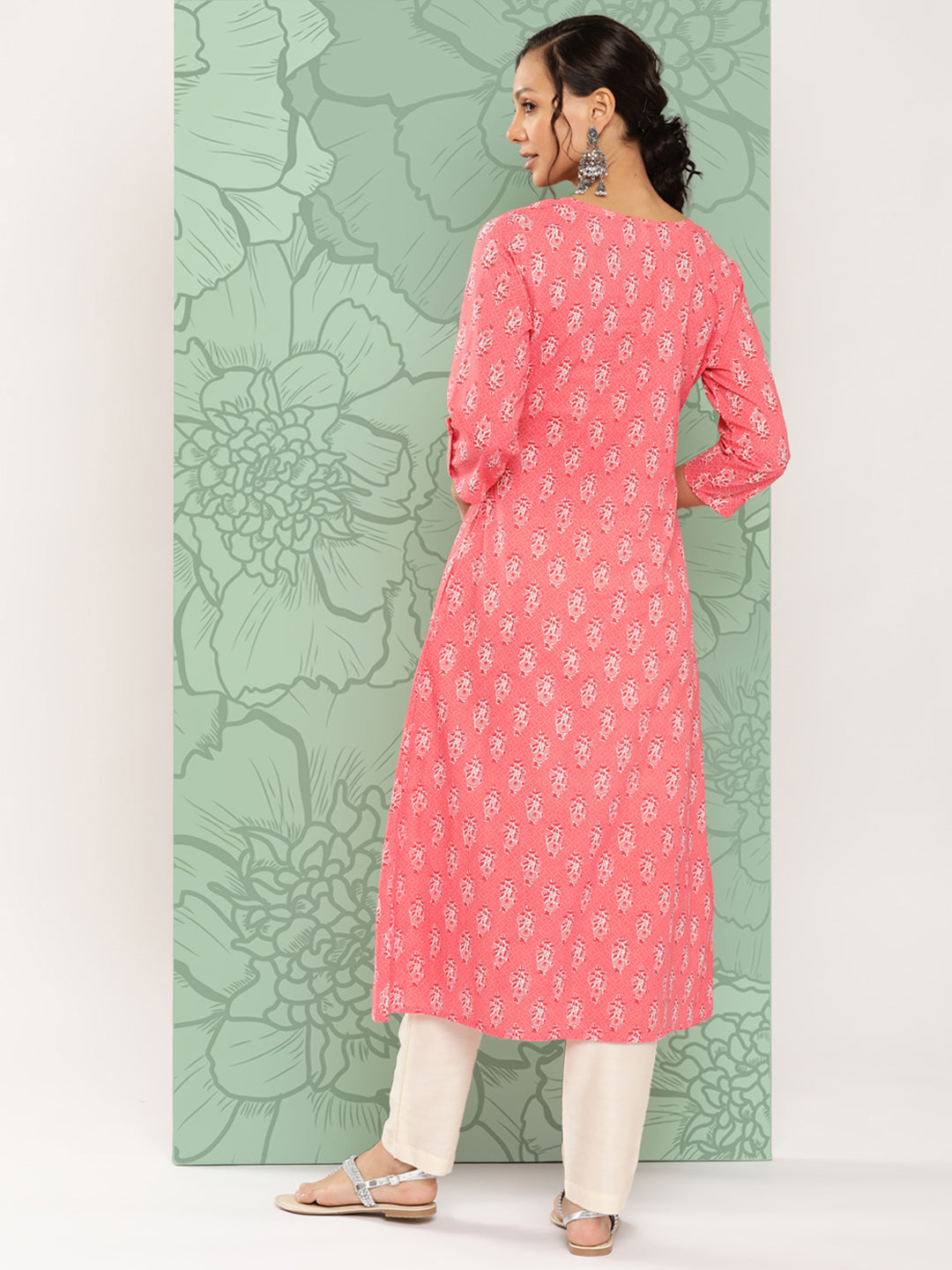 Women's Pink Floral Straight Kurta