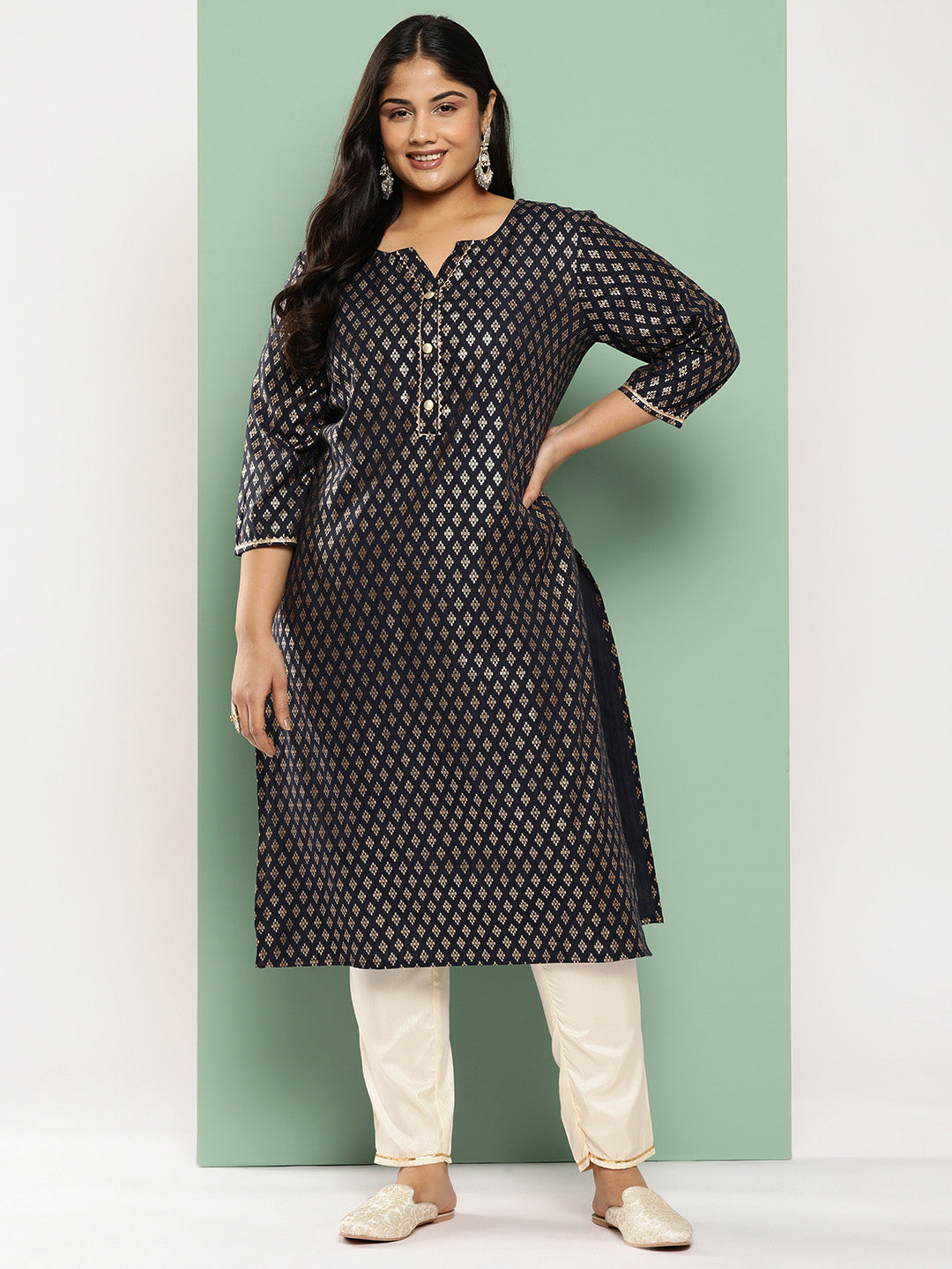 Women's Navy Blue Ethnic Motifs Straight Kurta