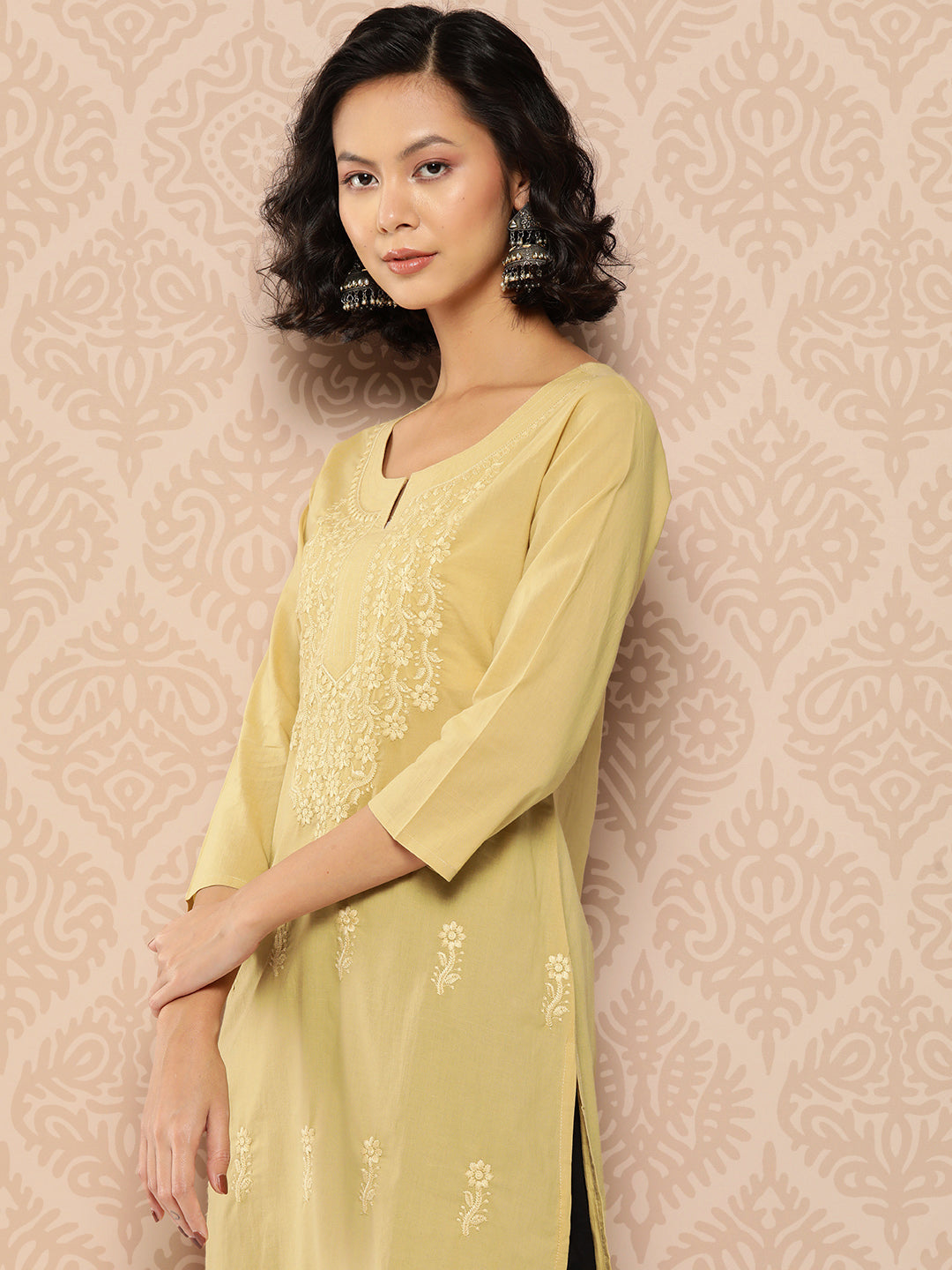 Women's Beige Floral Straight Kurta