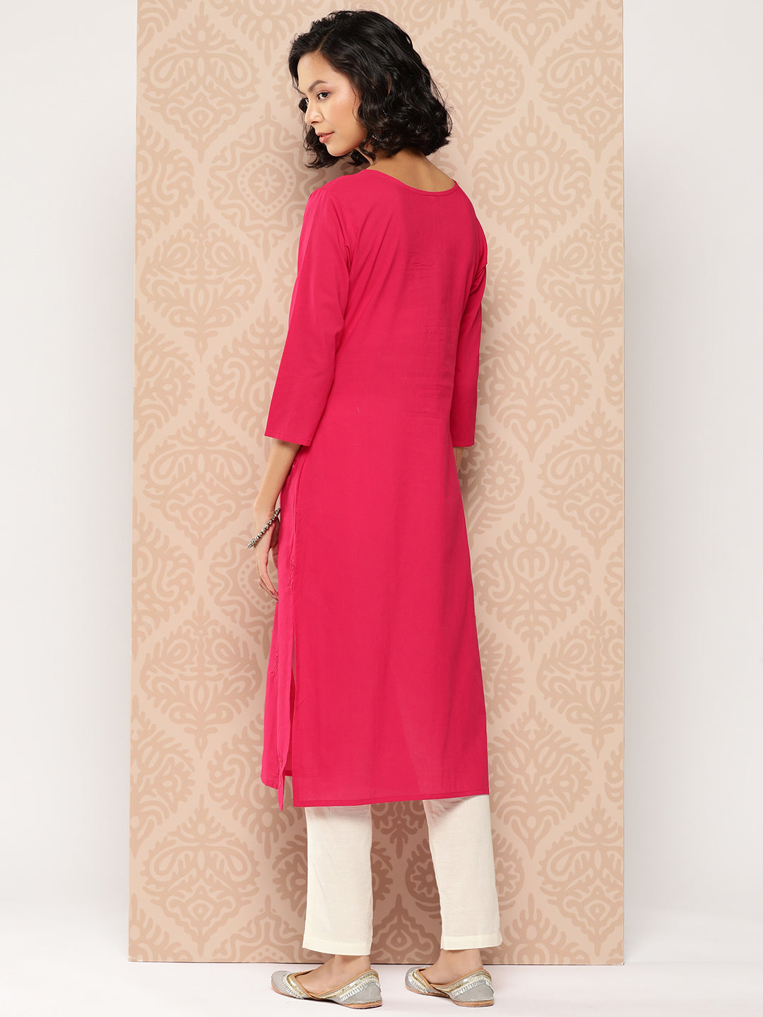 Women's Pink Floral Straight Kurta