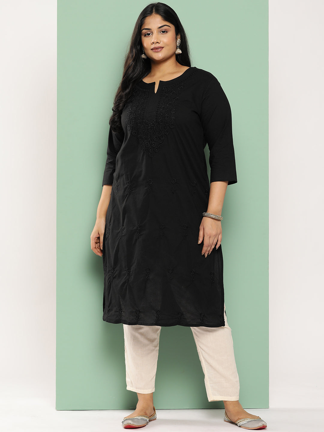 Women's Black Floral Straight Kurta