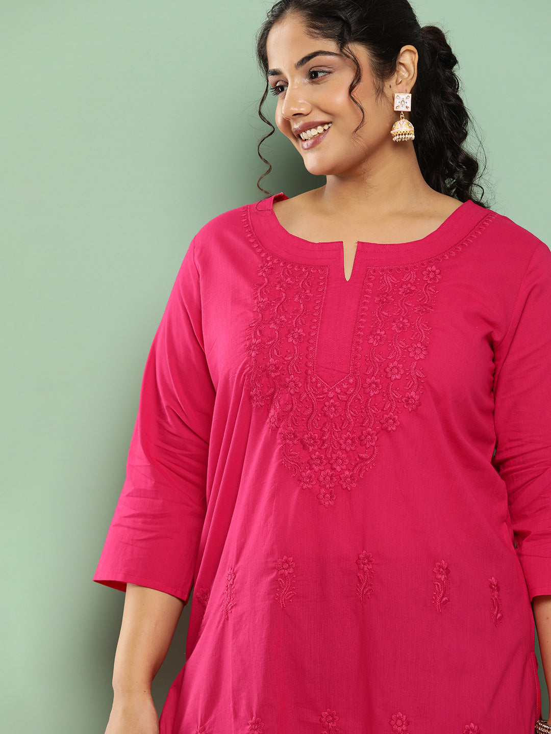Women's Pink Floral Straight Kurta
