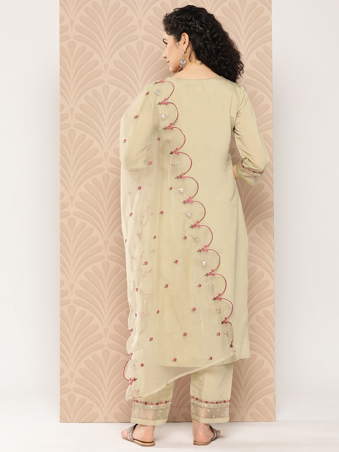 Women's Olive Green Solid Straight Kurta Trouser And Dupatta Set