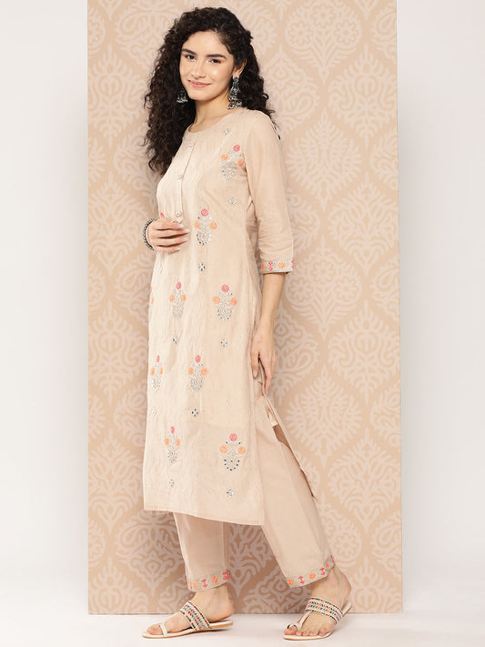 Women's Pink Solid Straight Kurta Trouser And Dupatta Set
