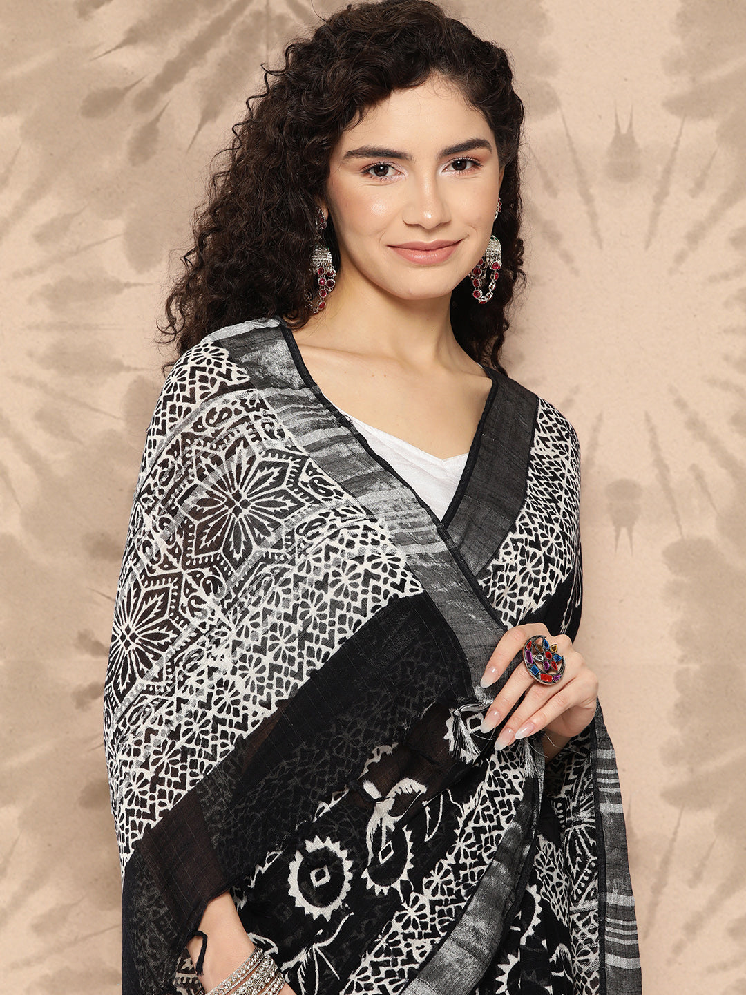 Women's Black Printed Unstitched Blouse Sarees