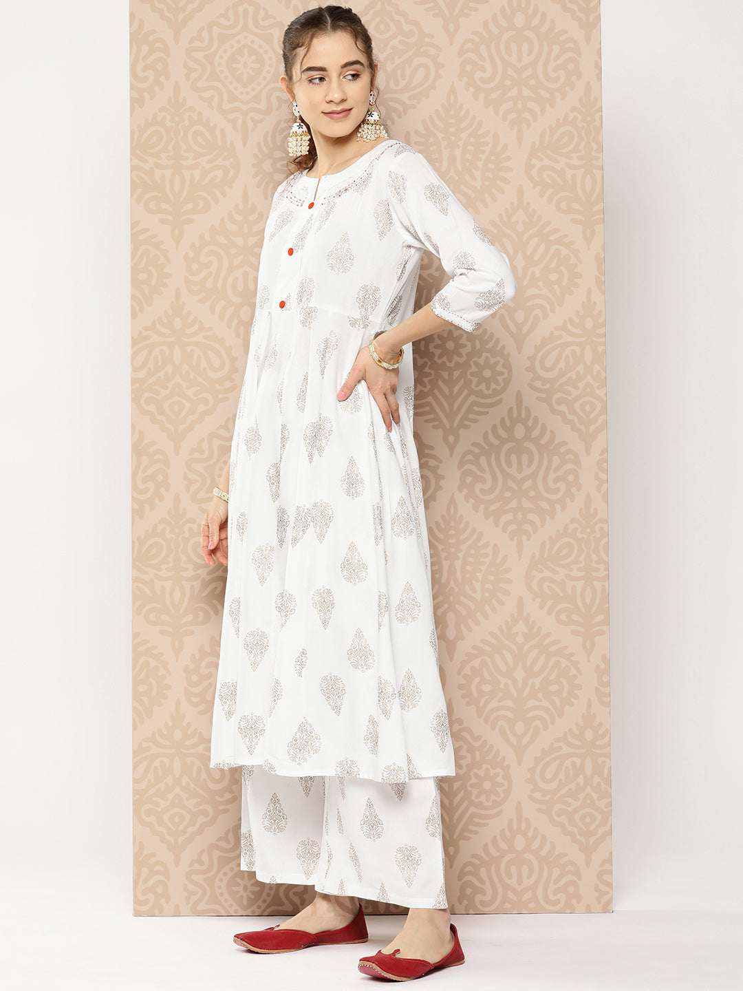 Women's White Ethnic Motifs Anarkali Kurta Trouser And Dupatta Set