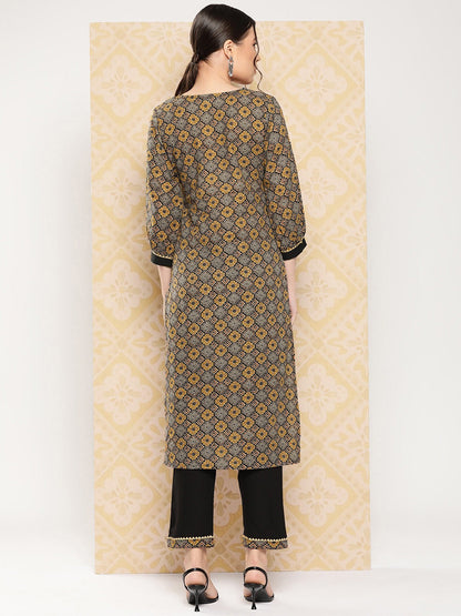 Color_Brown
