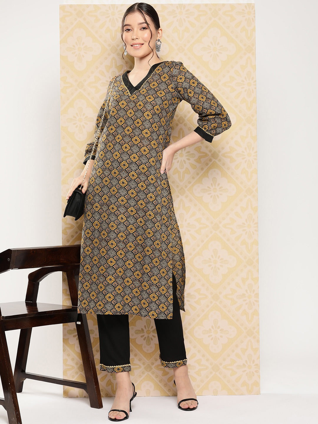 Color_Brown