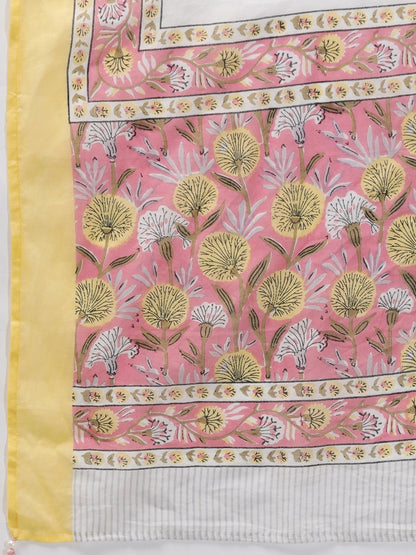 Women's Pink & Offwhite Printed Kurta Set