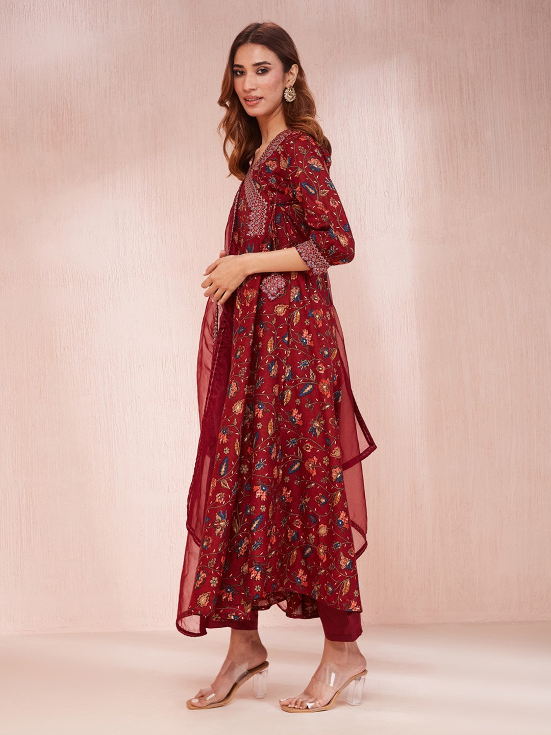 Color_Maroon