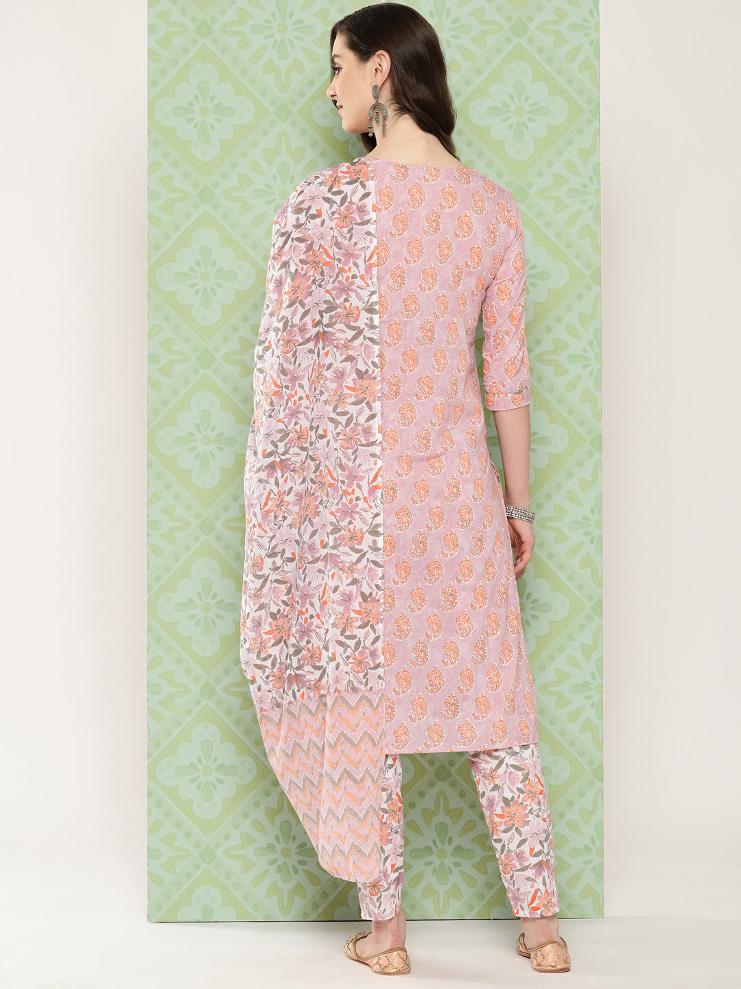 Color_Pink