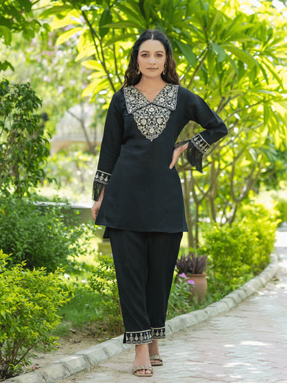 Color_Black