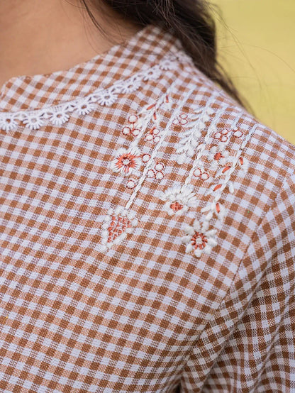 Color_Brown