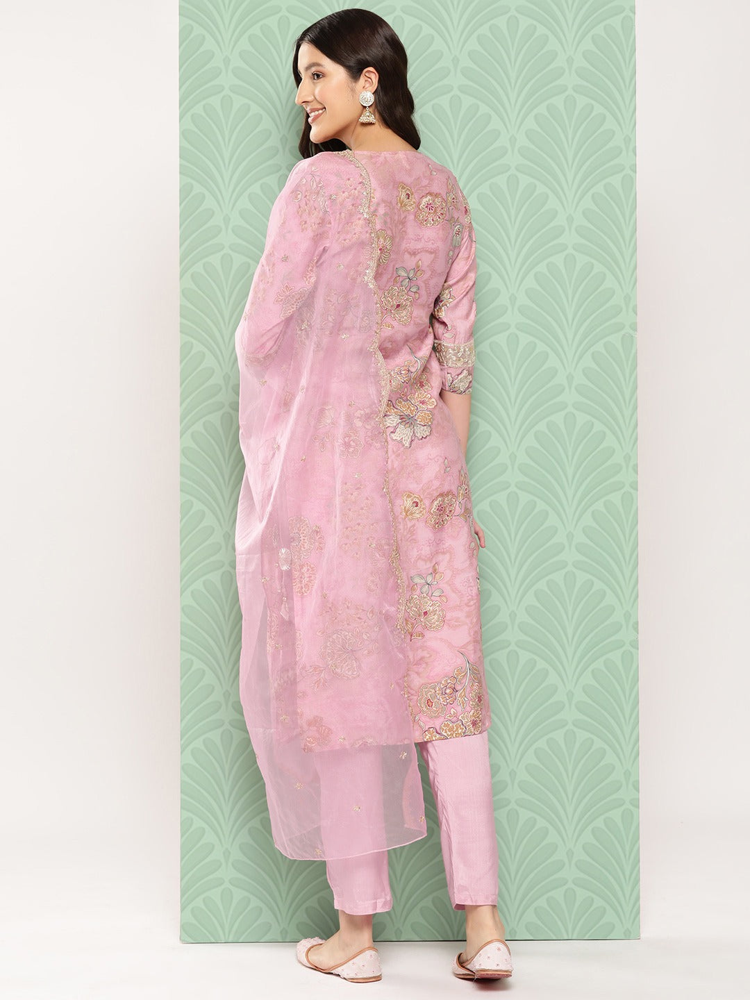 Color_Pink