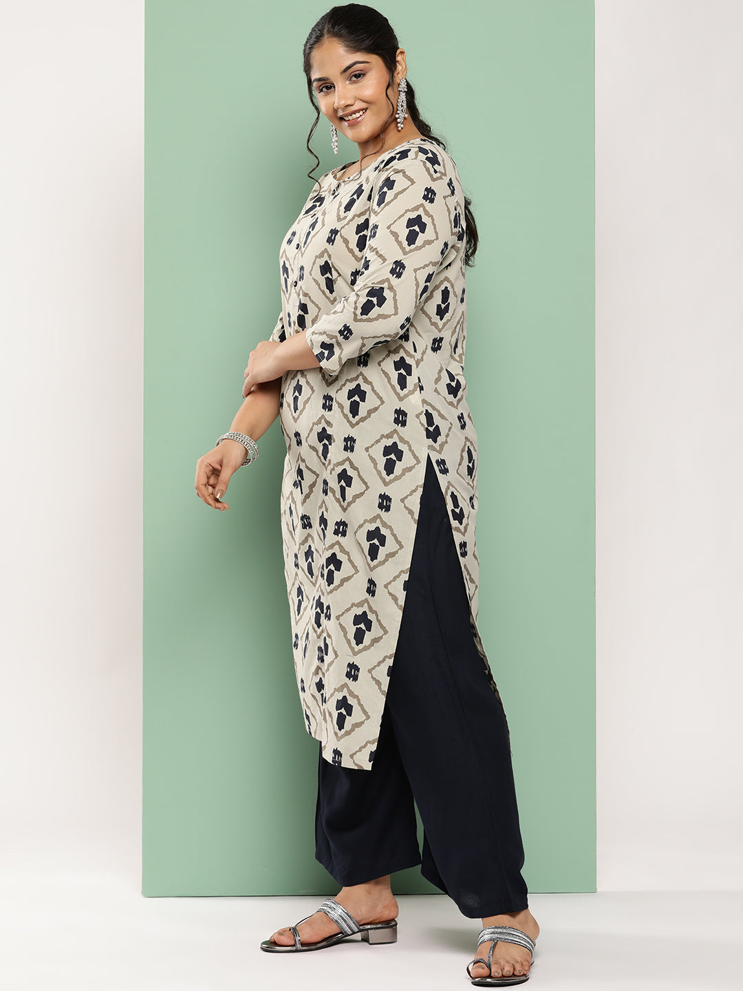 Women's Beige & Navy Blue Printed Cotton Kurta With Palazzos & Dupatta
