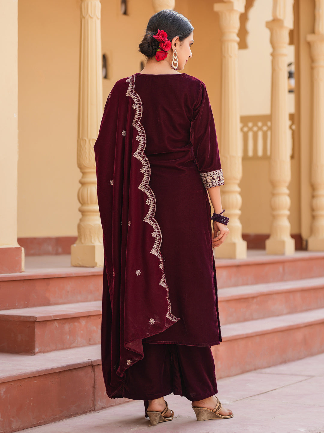 Color_Maroon