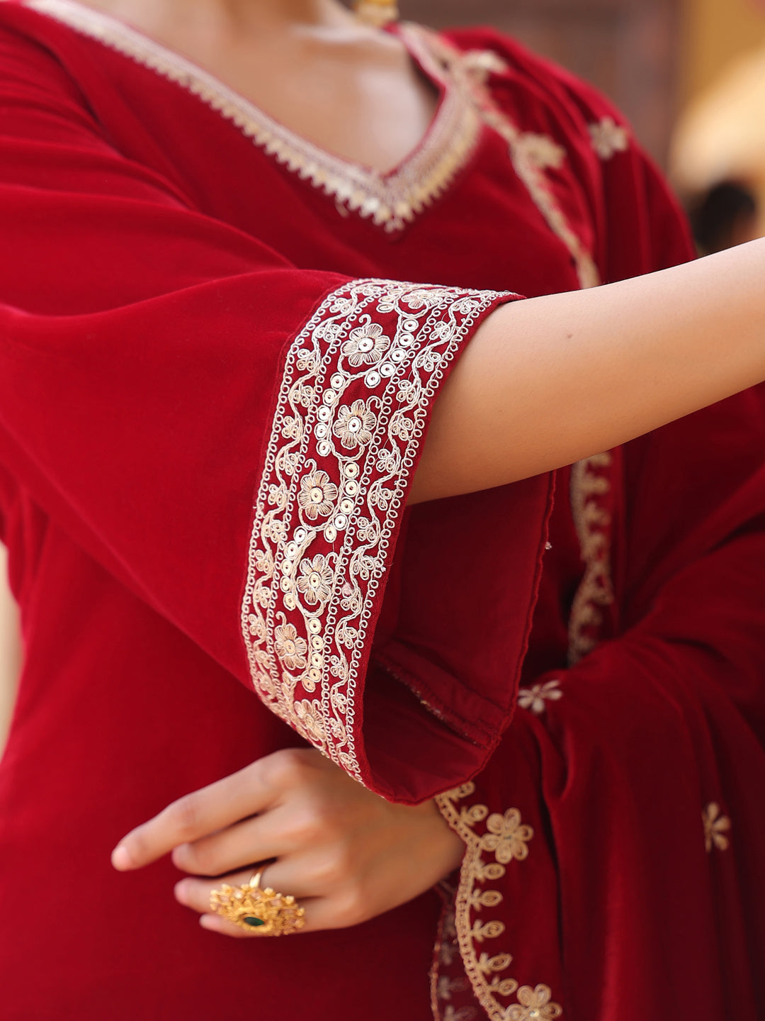 Color_Maroon