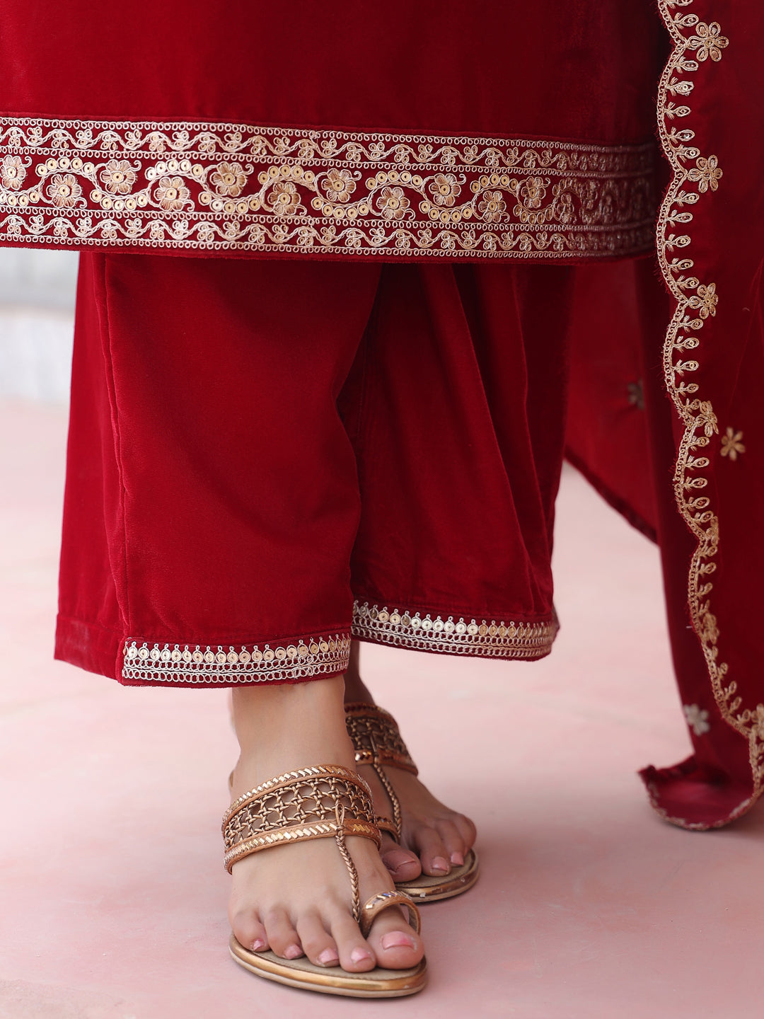 Color_Maroon