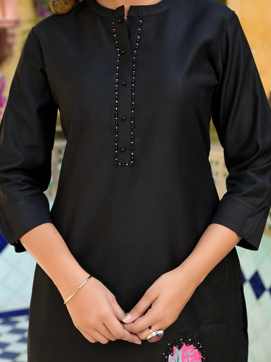 Color_Black