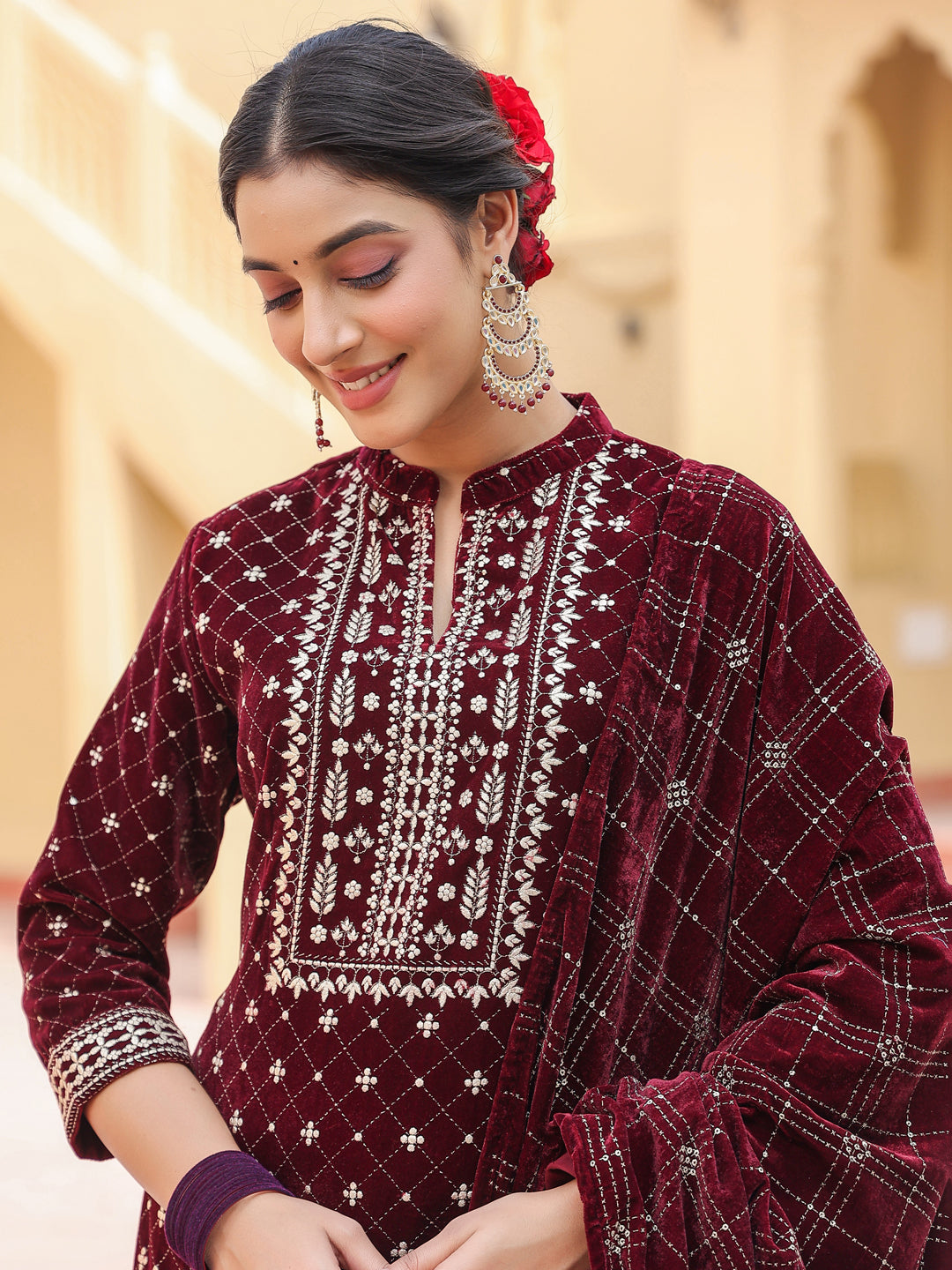 Color_Maroon