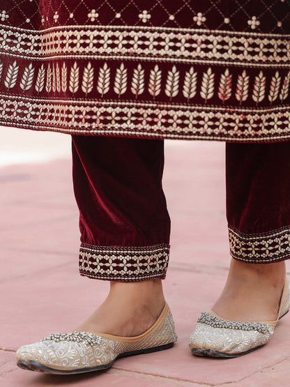 Color_Maroon