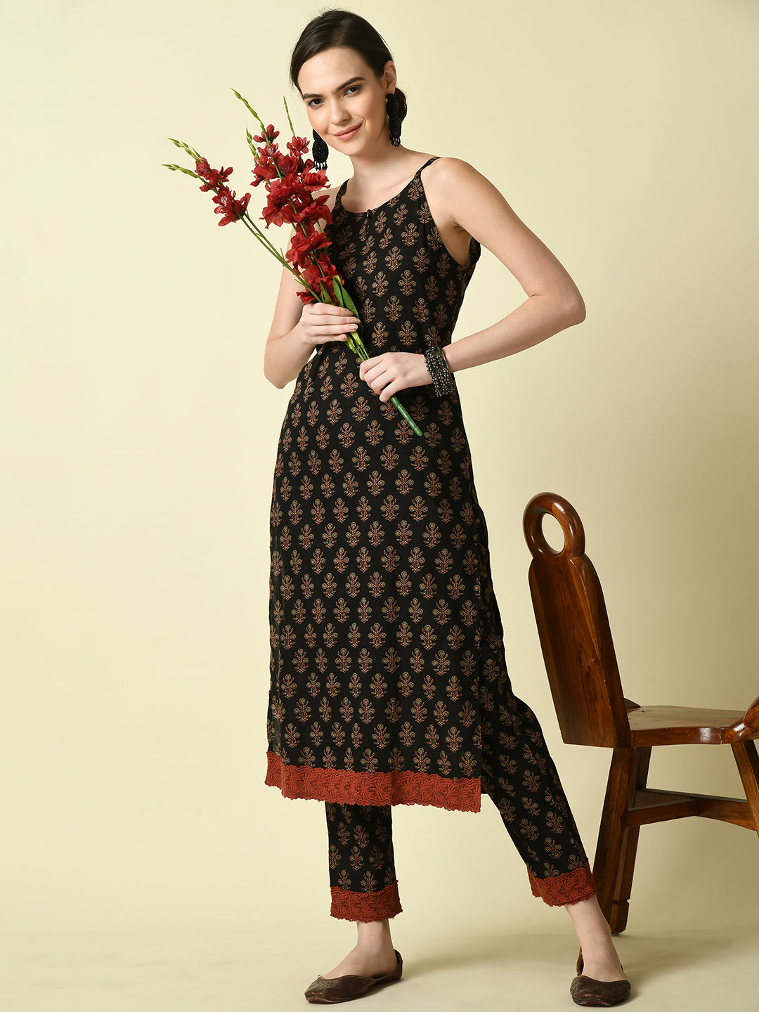 Women's Black Straight Printed Kurta
