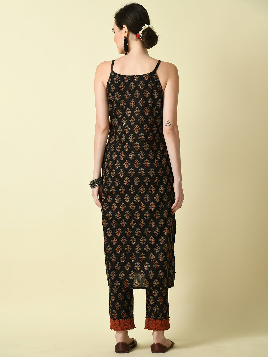 Women's Black Straight Printed Kurta