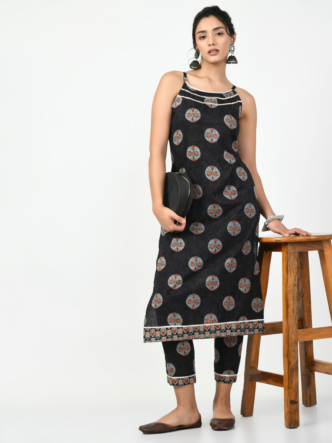 Women's Black Printed Kurta With Trouser