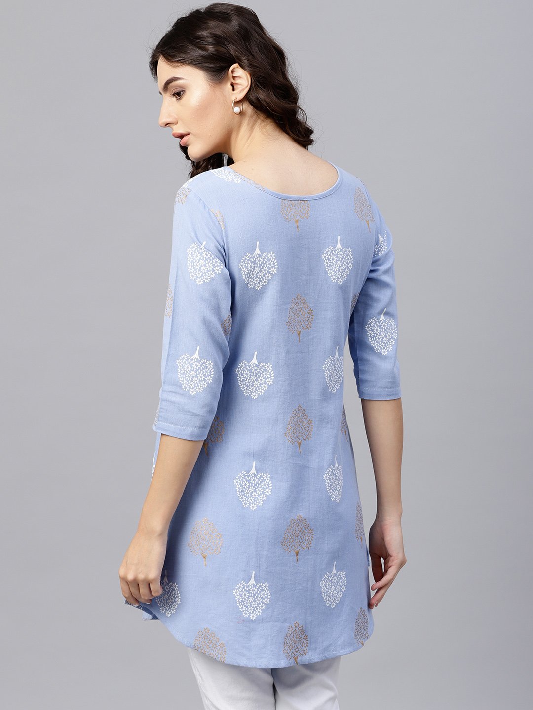 Women's Round Neck Light Blue Printed Tunic With Front Placket And 3/4 Sleeves