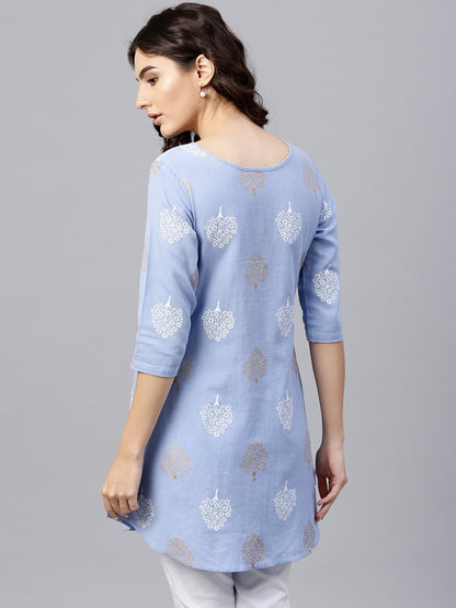 Women's Round Neck Light Blue Printed Tunic With Front Placket And 3/4 Sleeves