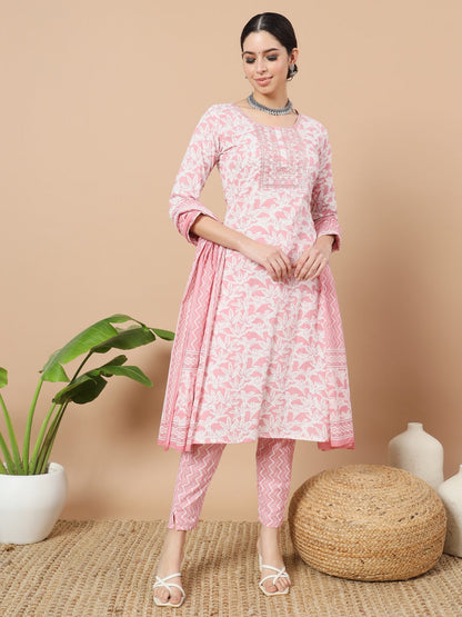 Color_Pink