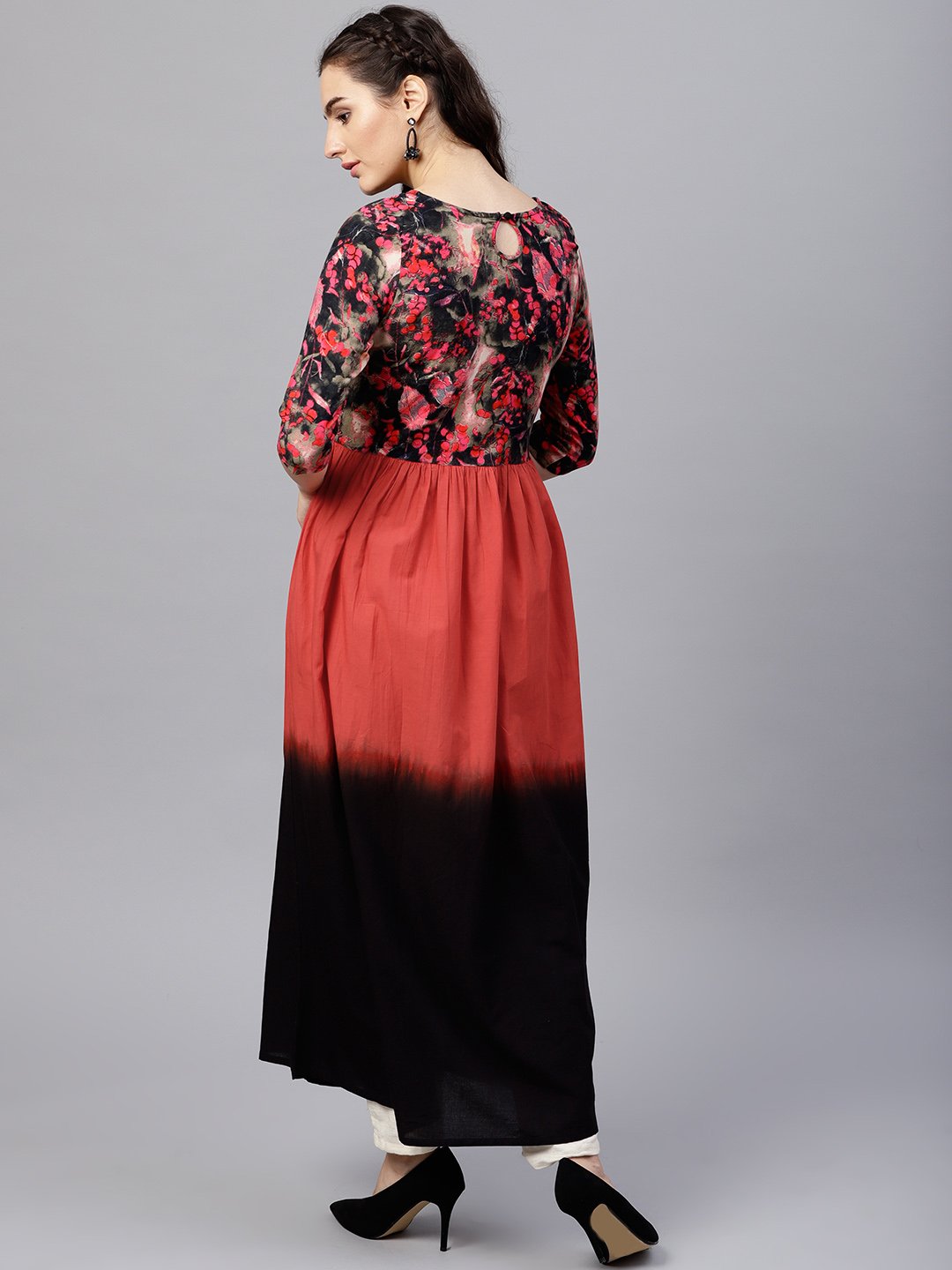 Women's Multi Colored Maxi Kurta With Round Neck And 3/4 Sleeves