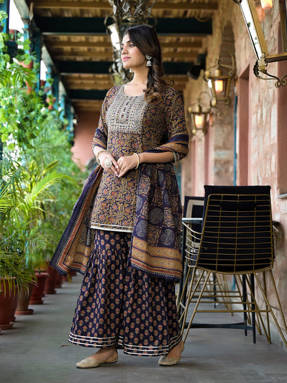 Color_Brown