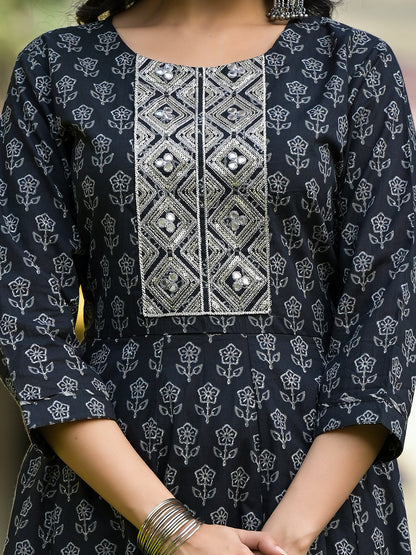 Color_Black