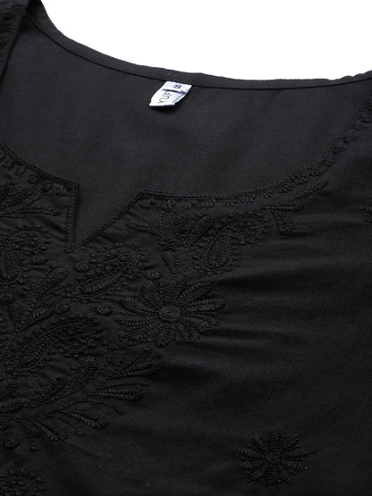 Color_Black