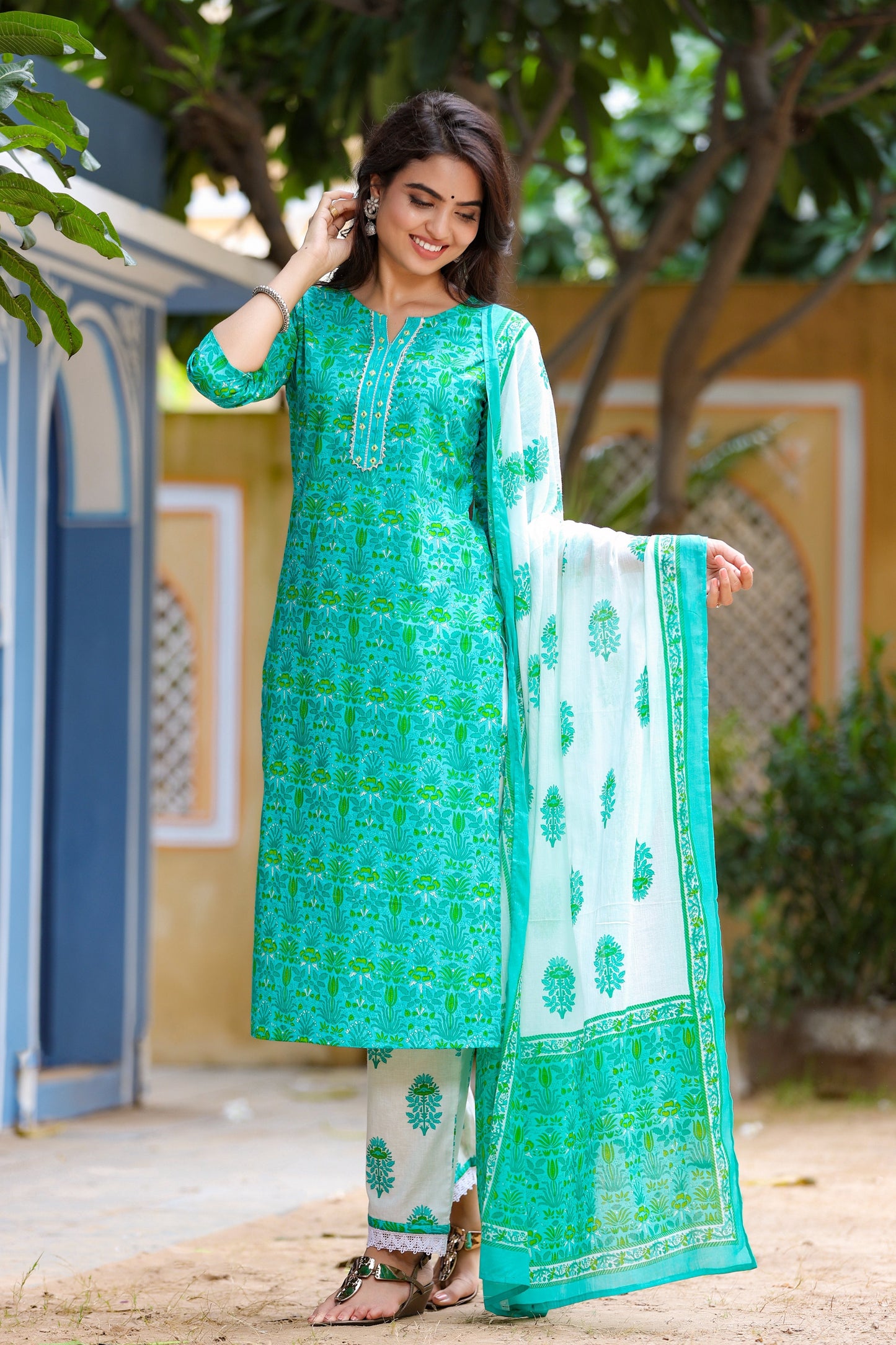 Women's Green & Offwhite Handblock Printed Kurta Set